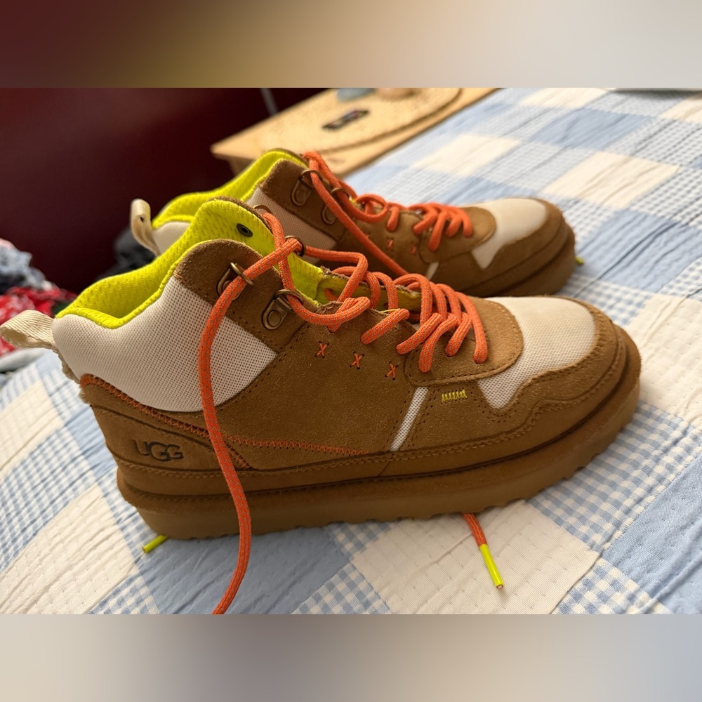 UGG Kids Tan and Neon High-Top Sneakers